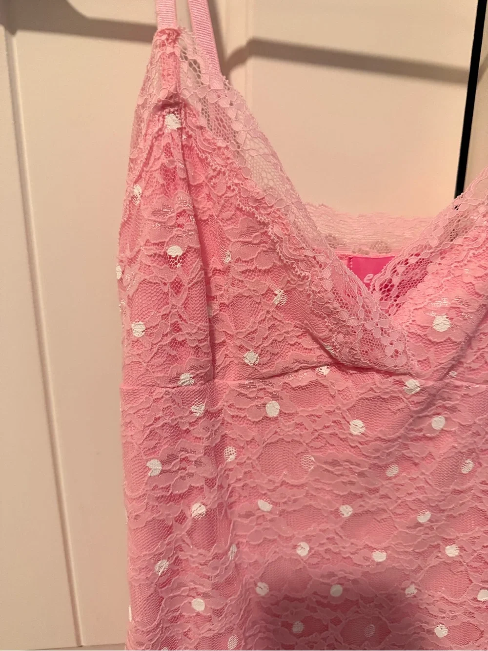 Edikted Soft Pink Lace Slip Top - Picture 4 of 5